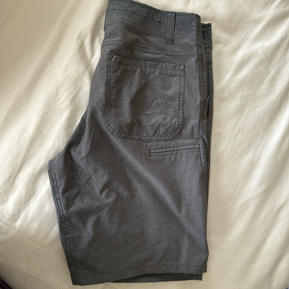 Men’s shorts 
Kuhl
